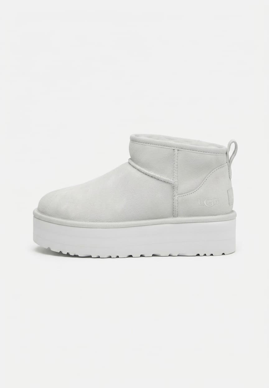 UGG Classic Ultra Mini Platform Alb