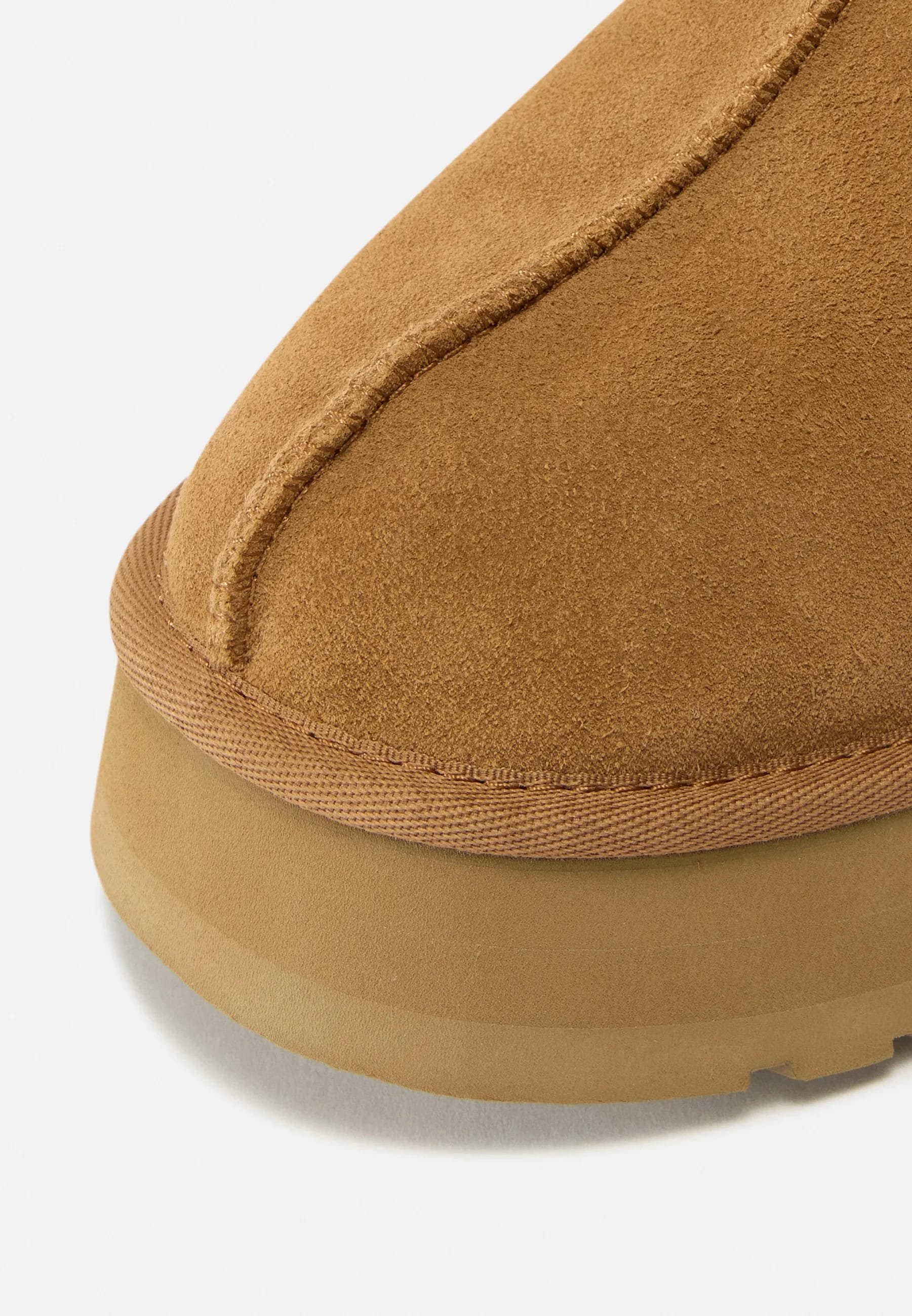 UGG Tazz — Castaniu — imaginea 6